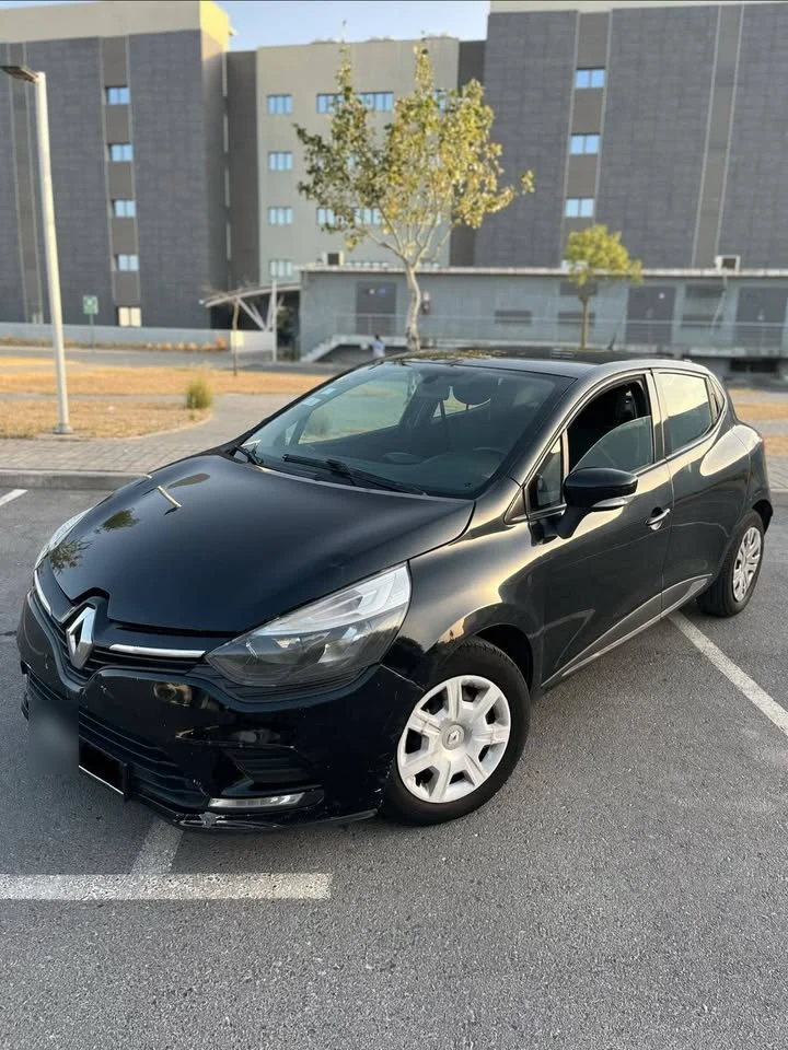 Clio 4 – 2019 Essence 5 chevaux 4 cylindre