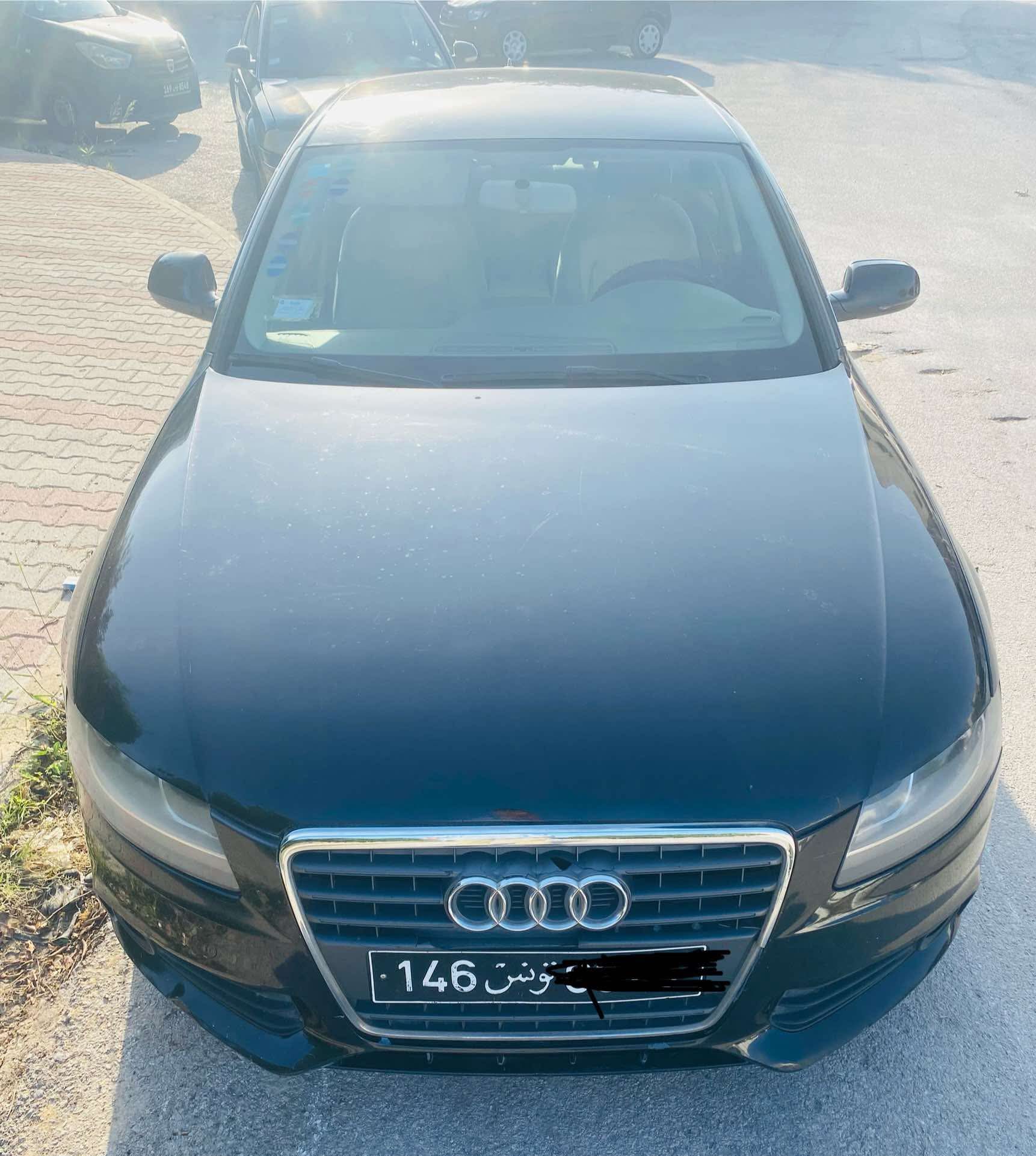 Audi A4 essence 7 cv
