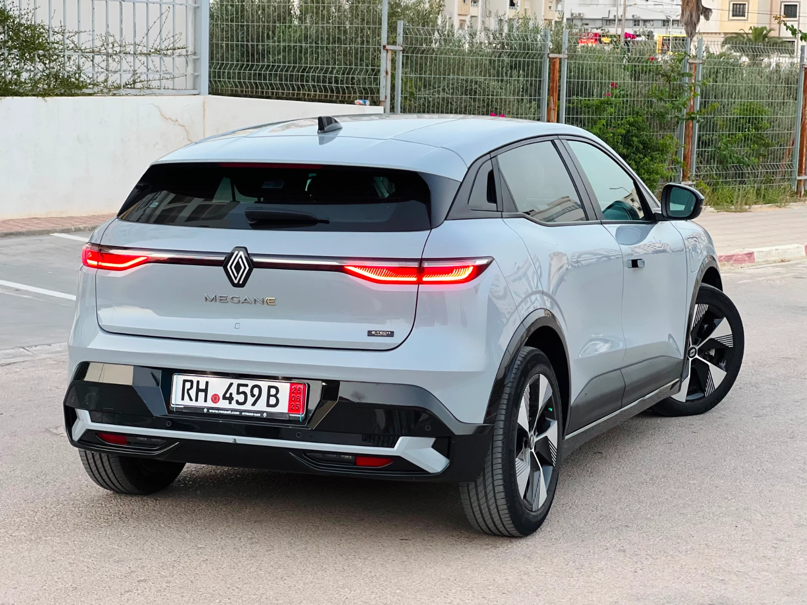 Mégane électrique unique — photo 3