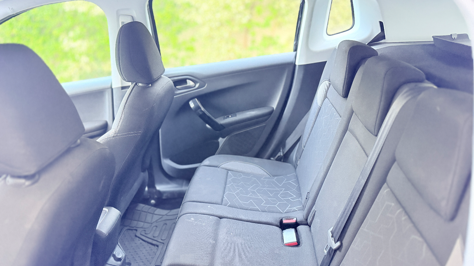 Peugeot 2008 - 110 CH - 6CV fiscaux — photo 2