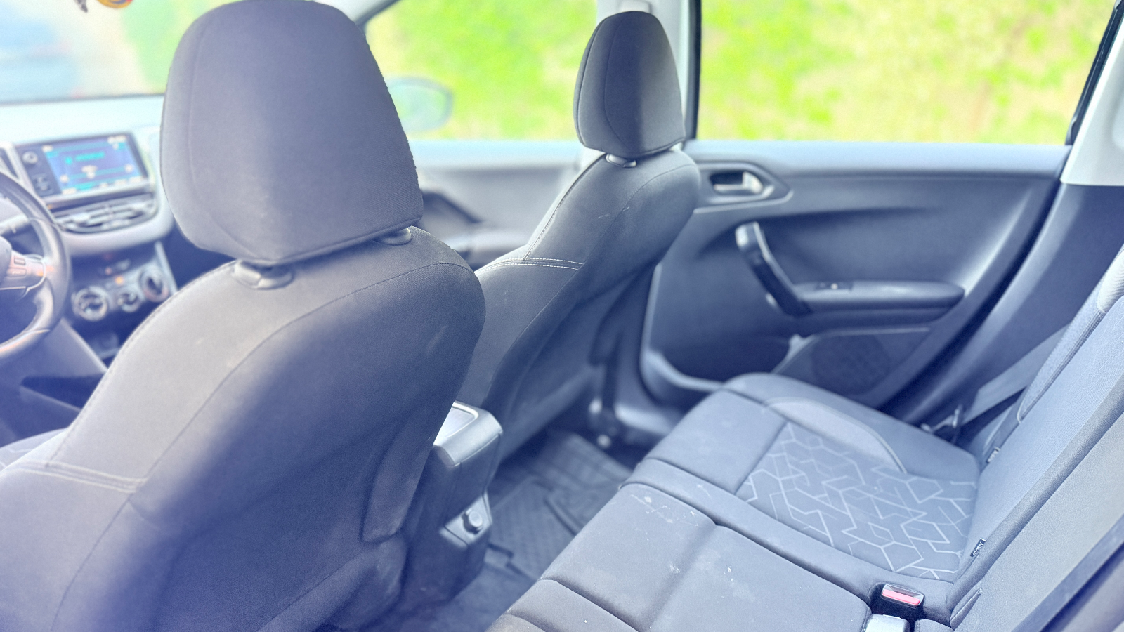 Peugeot 2008 - 110 CH - 6CV fiscaux — photo 3