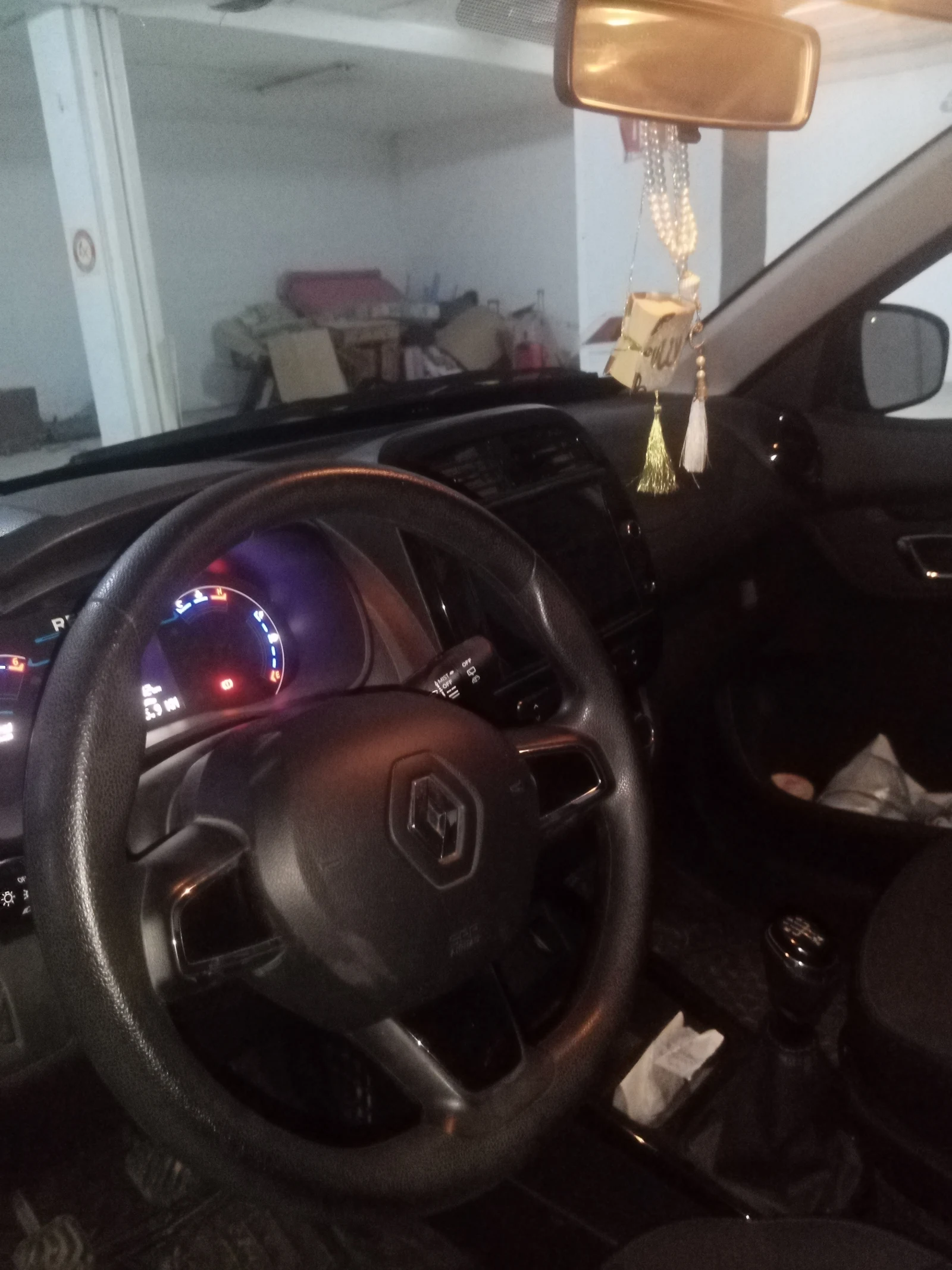 Renault kwid — photo 2