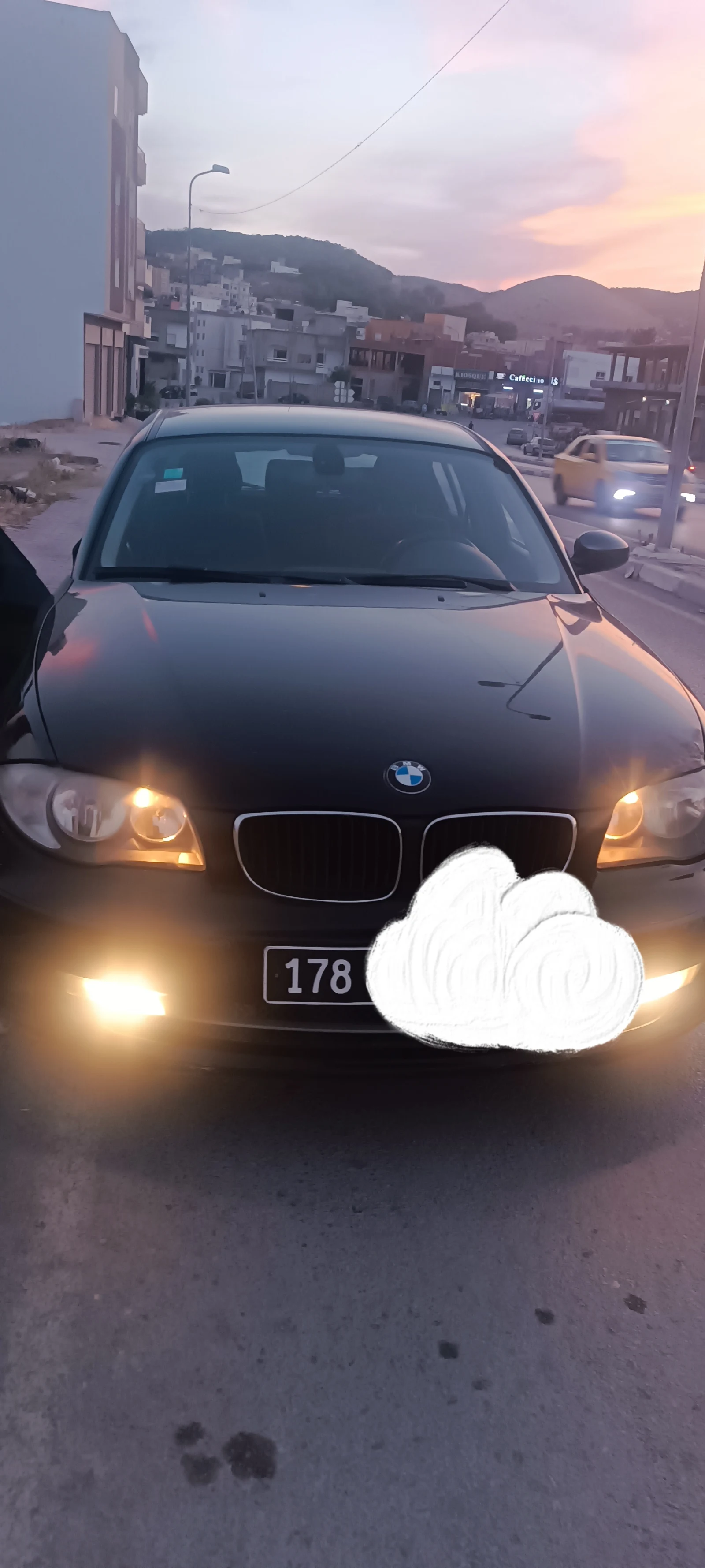 BMW 116i e87 modèle 2008 — photo 2