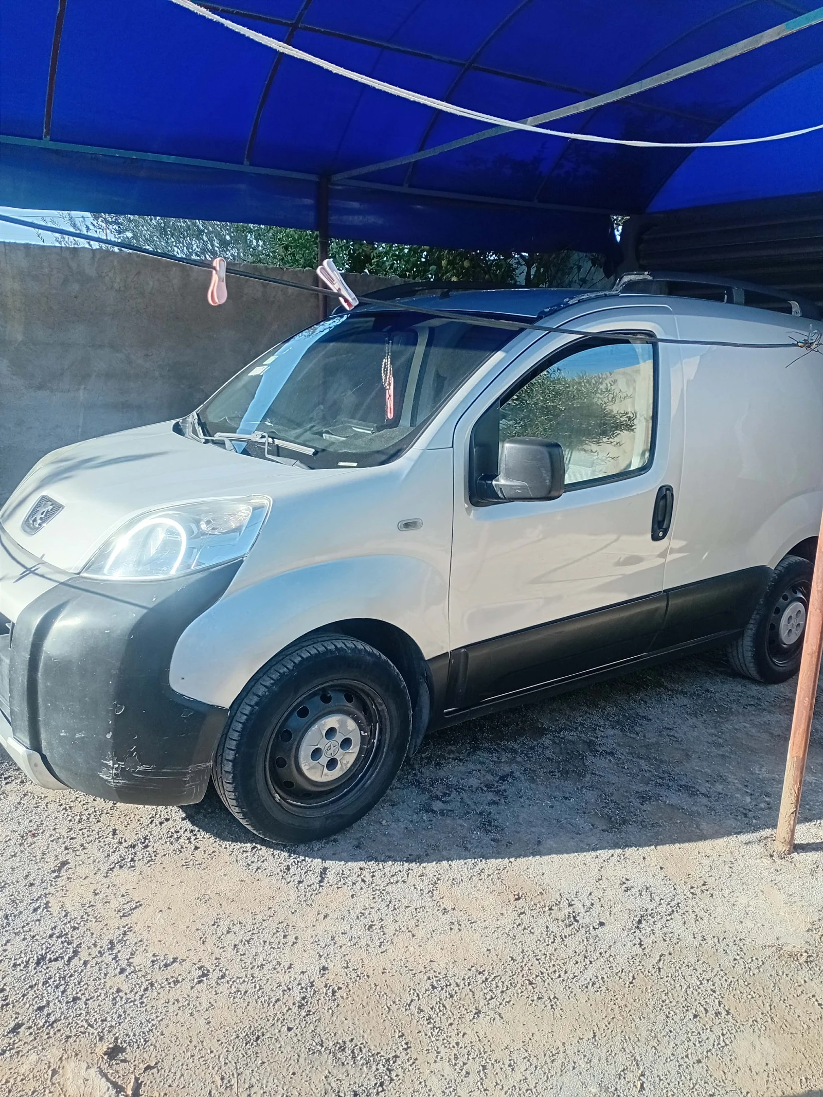 Peugeot bipper 2 places