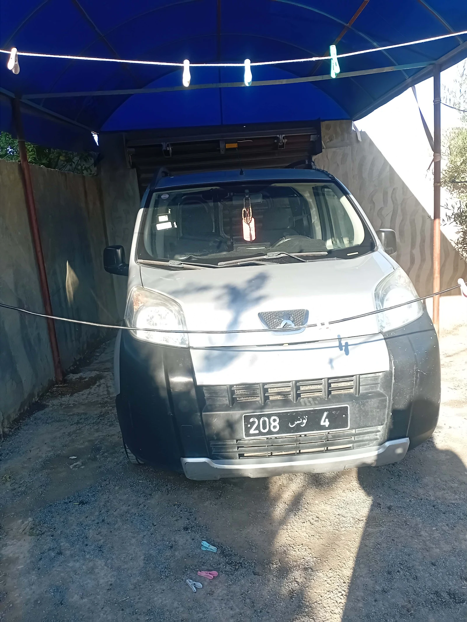 Peugeot bipper 2 places — photo 4